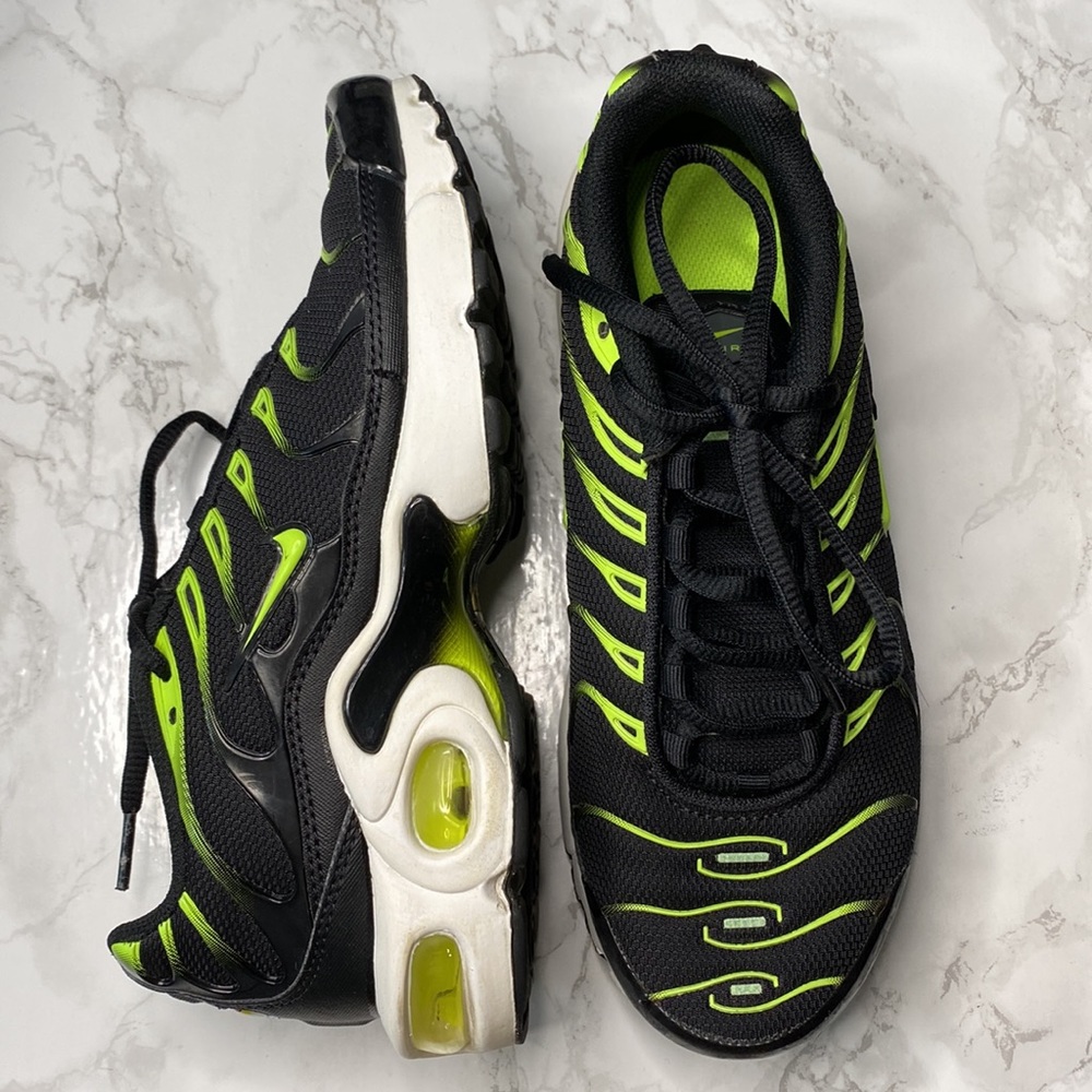 KIDS Air Max Plus 4.5Y big kids